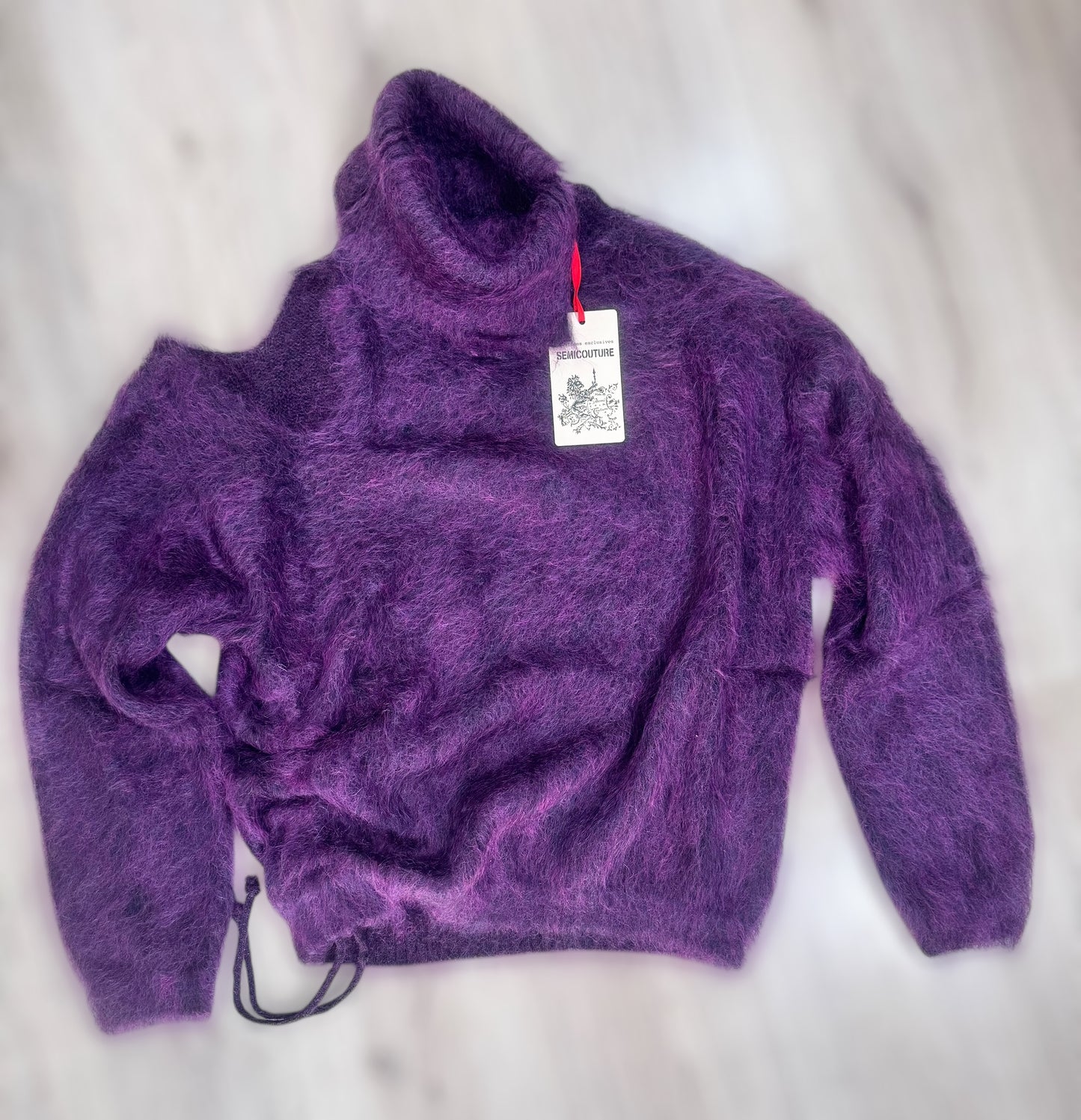 Maglione viola in mohair con spalla scoperta SEMICOUTURE
