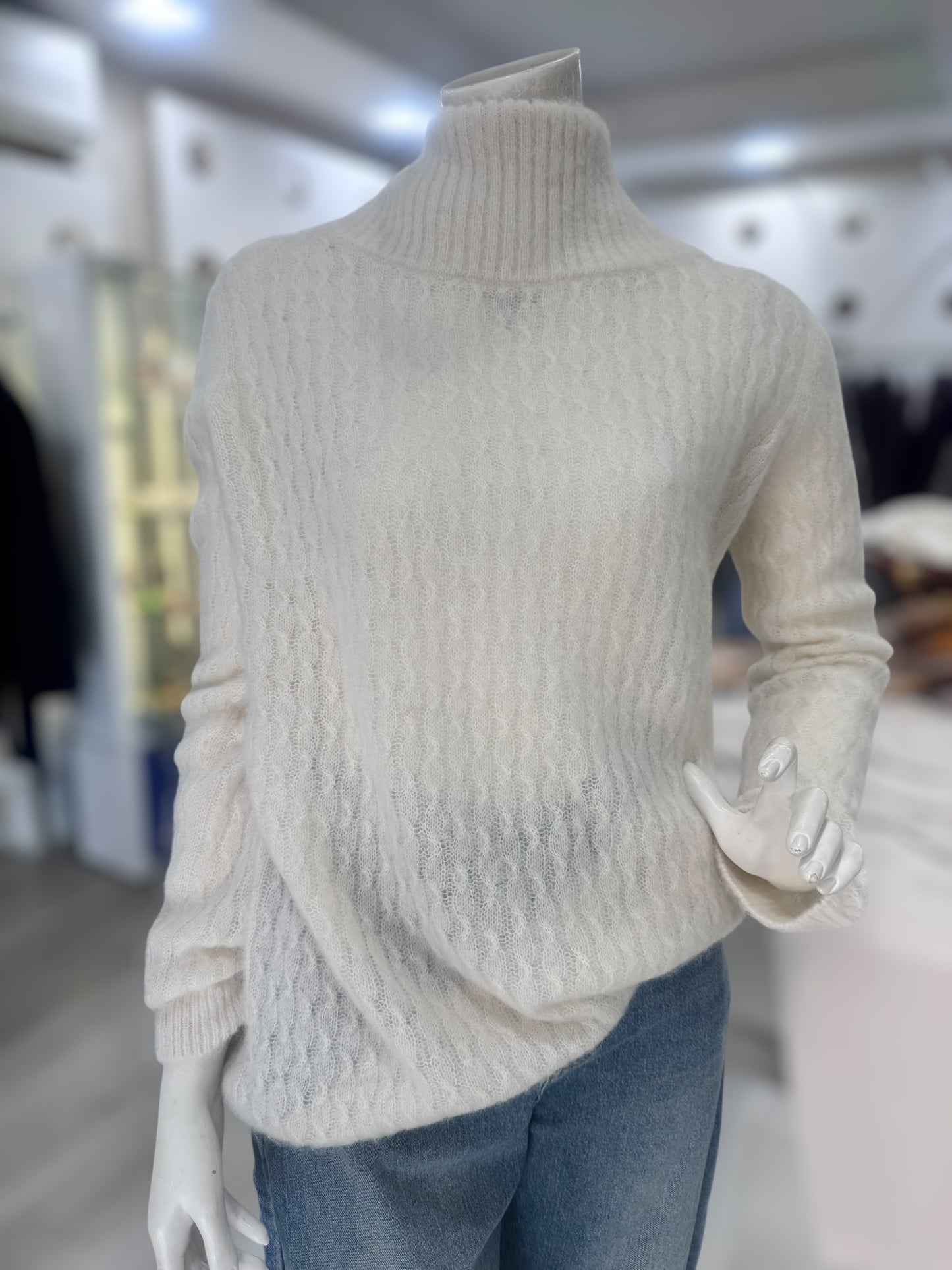 Maglia bianca Semicouture in alpaca e lana vergine con scollo sulla schiena