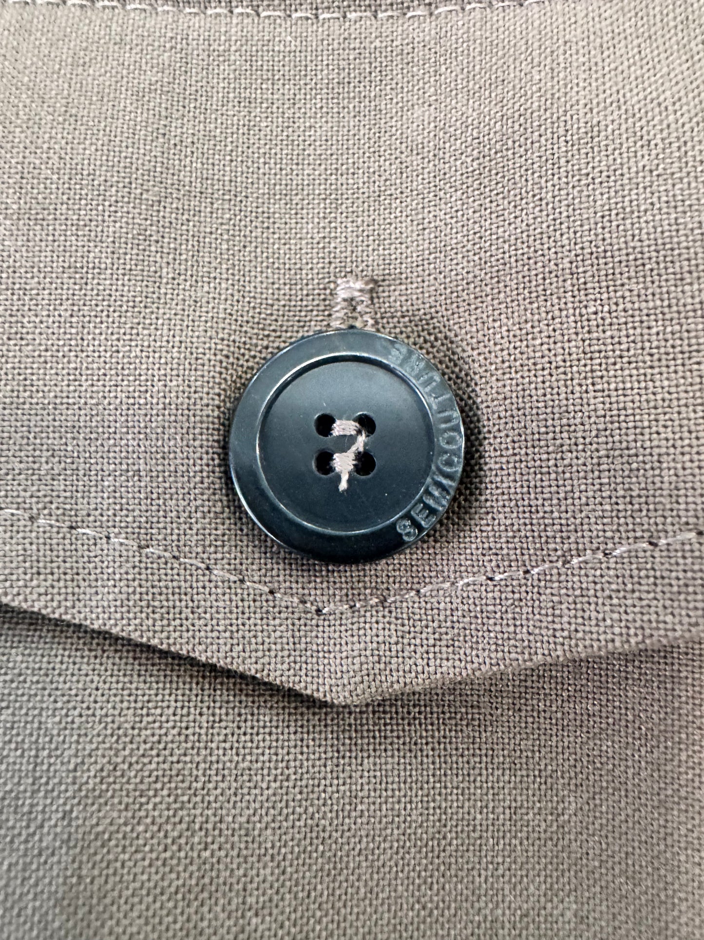 Maglia Semicouture con tasche frontali e collo alto